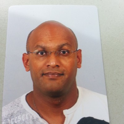 Dinesh van Bedaff