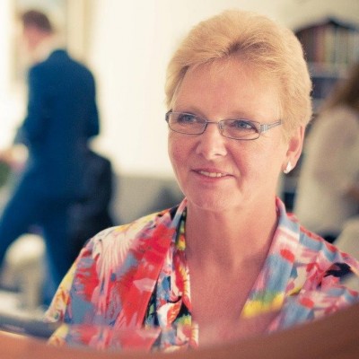 Dilys Magielse - van den Brink